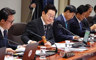 '728조 규모' 내년도 예산안 국무회의 통과…"원안 의결"