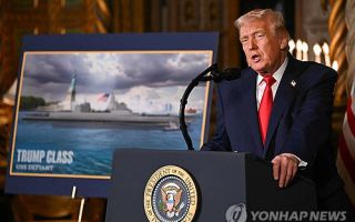 트럼프 "美해군 새 프리깃함 사업 한화와 협력"