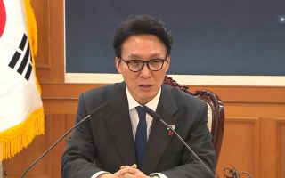 김 총리 "대통령처럼 선제적 문제제기해야"