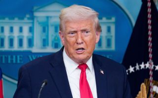 트럼프 "한국산 자동차·상호관세 15%→25%"