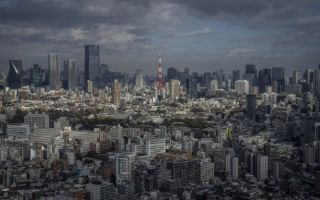 다카이치 총리 '대만 발언' 후폭풍…1월 방일 중국인 61% 급감