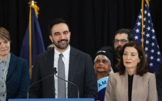 맘다니 "부유세 불발 땐 뉴욕시 재산세 9.5%로 인상"