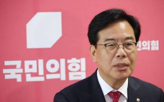 민주당, ‘1326만명 코인 과세’ 고심…野 “당장 폐지해야”(종합)