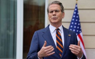 美재무장관 “中에 팔던 이란 원유, 韓 등 동맹으로 전환…제재 유예 정당”