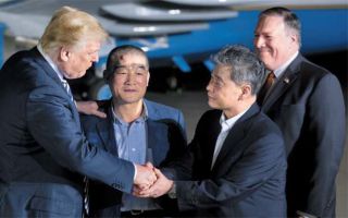 국민 北억류 사실 모르는 李대통령… 미국은 온 내각이 발 벗고 뛴다