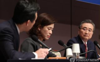 조 외교 “통상교섭본부 외교부로 환원 제기하겠다”