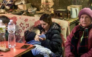 전쟁에 인구 1000만명 사라졌다... 우크라 여성 “출산은 애국”