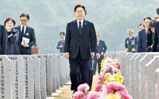 ‘서해수호의 날’ 기념식 찾은 李대통령