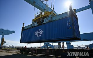 中코스코, 걸프행 자사 선박에 '안전해역 이동' 지시