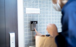 “형부랑 단둘이 있기 어색해서”…30분동안 문 안 열어준 처제 ‘갑론을박’