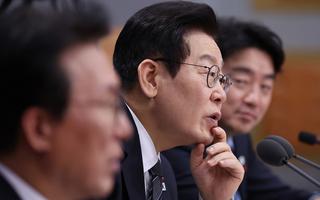 “우리나라 생리대가 비싸다면서요”…대통령 한마디에 여성들 환호?