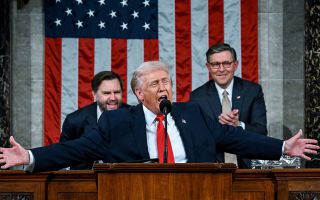 트럼프 “美 황금시대… 이민·경제 문제 회복”