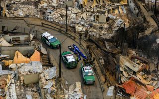 남미 칠레 대형산불 확산, 16명 사망 3만여명 대피..국가 재난사태 선언 (종합)