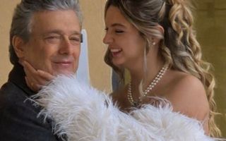 40살 나이차 극복하고 결혼 골인한 사제지간