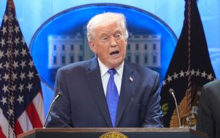 트럼프 꺼내든 '무역법 122조' 새 관세 10% … 제외 업종은?