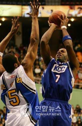 KBL에서 뛴 자말 모슬리 감독[연합뉴스 자료사진. 재판매 및 DB금지]