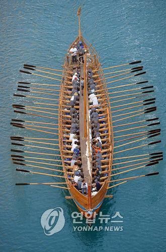 복원된 고대 그리스의 배[EPA=연합뉴스]