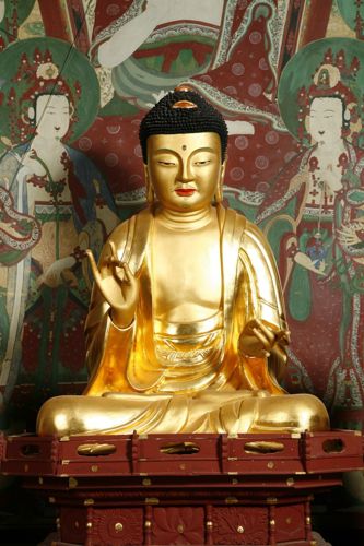 보물 '구미 대둔사 건칠아미타여래좌상'
    (서울=연합뉴스) 김예나 기자 = 불교 조각의 발달 과정을 살펴볼 수 있어 가치가 큰 경북 구미 대둔사 불상에서 정확한 제작 시점을 알 수 있는 기록이 발견됐다. 
    구미 대둔사와 동국대 문화유산연구소는 "보물 '구미 대둔사 건칠아미타여래좌상'의 복장 유물을 조사한 결과, 1295년에 제작됐음을 알려주는 (불상) 조성 발원문을 찾아냈다"고 21일 밝혔다.  2025.11.21 [국가유산청 국가유산포털 제공. 재판매 및 DB 금지]
    photo@yna.co.kr
(끝)


<저작권자(c) 연합뉴스, 무단 전재-재배포, AI 학습 및 활용 금지>