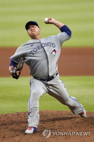 역투하는 토론토 류현진[AP=연합뉴스 자료사진]