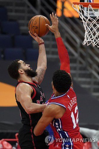 토론토 프레드 밴플리트의 슛[AP=연합뉴스]