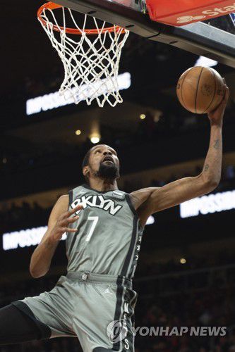 분투하는 케빈 듀랜트[AP=연합뉴스]