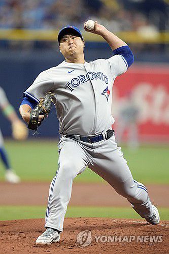 탬파베이전에서 공을 던지는 류현진[AP=연합뉴스]