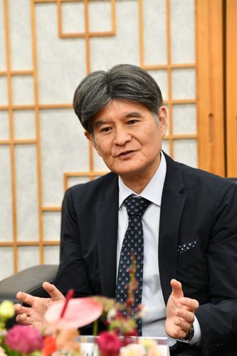 사토 다카오 고토쿠인 주지 겸 게이오대 교수 [국가유산청 제공. 재판매 및 DB 금지]