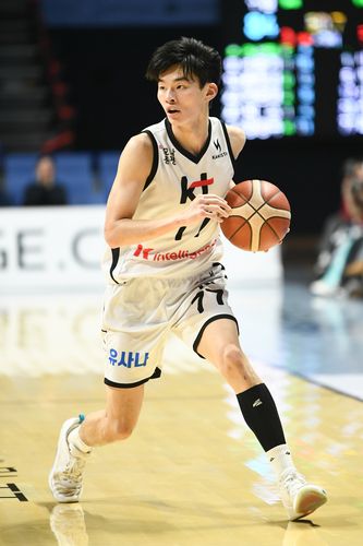 수원 kt의 신인 가드 강성욱[KBL 제공. 재판매 및 DB 금지]