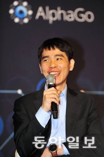 이와다테 야스오 히가시치바 메디컬센터장은 “알파고와 바둑 대국에서 1승을 거둔 이세돌은 가장 직관이 뛰어난 인물 중 하나”라고 했다. 동아일보DB