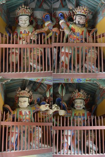 여수 흥국사 소조사천왕상왼쪽 위부터 시계 방향으로 북방다문천왕 동방지국천왕, 서방광목천왕, 남방증장천왕 [문화재청 제공. 재판매 및 DB 금지]