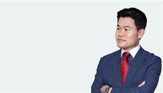 [뉴시스] 전씨의 공무원 시험 학원 홈페이지에 등록돼 있는 프로필 사진. (출처= 공무원 시험 학원 홈페이지) *재판매 및 DB 금지