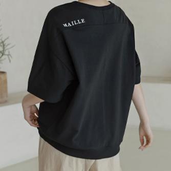 밋밋함 없이 포인트!\n여름 데일리 반팔T