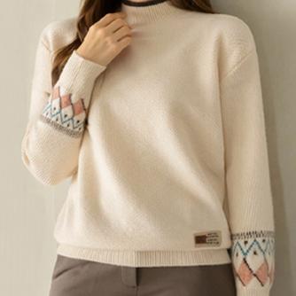 아가일짜임~겨울감성\n체형부각되지않아요!