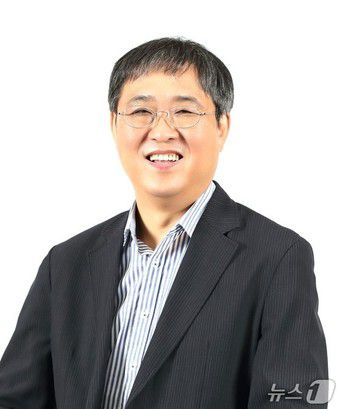 최휘영 문화체육관광부 장관 후보자(놀유니버스 제공)