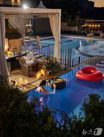 야외 수영장 오아시스(반얀트리 서울 제공)