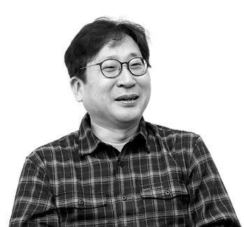 이권우 도서평론가