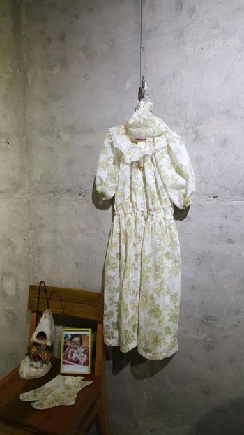 심현옥 할머니께서 정인이 수목장에 두고간 설빔 때때옷과 손편지./사진=독자 제공