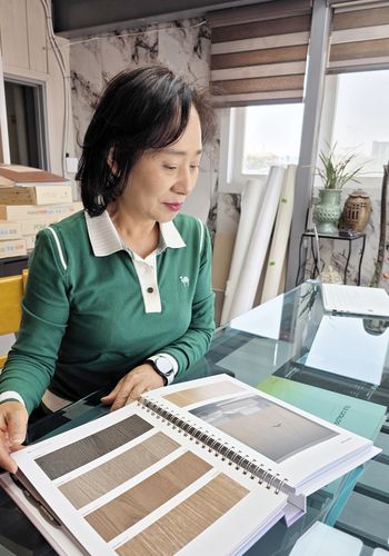 인테리어 자재업체 대표 배주현씨[촬영 강종구]