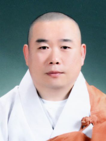 성행스님(서울=연합뉴스) 재단법인 대한불교진흥원은 '2021년 제18회 대원상' 출가 부문 특별상 수상자로 조계종 청계사 주지이자 한국스카우트불교연맹장인 성행스님을 선정했다. 2021.11.8 [대한불교진흥원 제공. 재배포 및 DB금지] (끝)