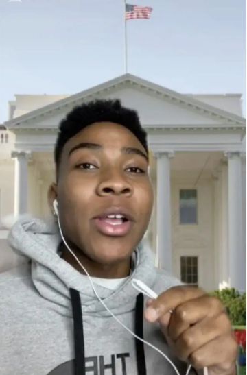 미국 백악관은 지난 10일 인플루언서 30명을 초청해 러시아우크라이나 침공에 대한 미국의 입장과 대응 전략 등을 설명하는 자리를 마련했다. 출처 웨이보