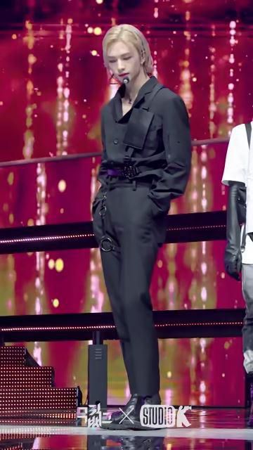 '스트레이 키즈'의 현진 세로 캠. KBS 유튜브 캡처