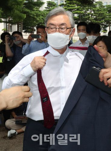 최재형 전 감사원장은 29일 윤석열 전 검찰총장의 아내 김건희씨를 비방하는 내용의 벽화와 관련해 맹비판했다.(사진=이데일리DB)