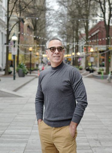 지난 2022년 아프간에서 탈레반에 의해 억류된 조지 글레즈먼[제임스 폴리 유산재단 홈페이지 캡처. 재판매 및 DB 금지]