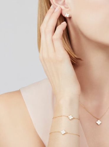 사진=반클리프 앤 아펠(Van Cleef & Arpels) 공식 홈페이지 캡처