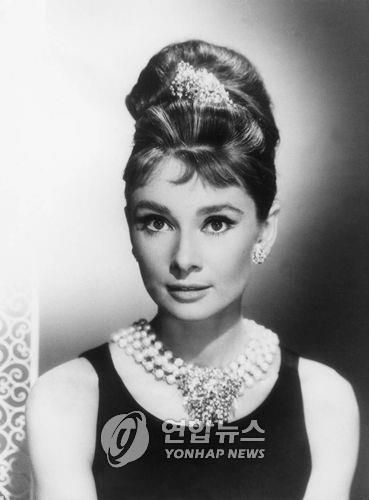 20세기 '만인의 연인' 오드리 헵번[연합뉴스 자료사진]