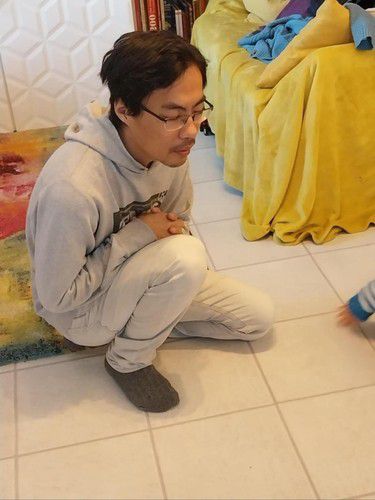 잠 못 자는 질병으로 고통받는 프랑스 입양인 장성탄 씨[부인 로리안 시몬 씨 사진 제공]