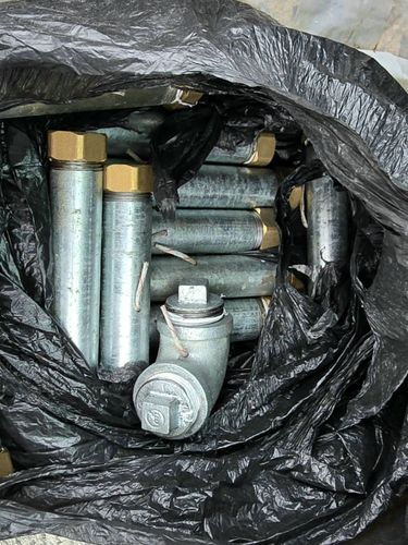 용의자 집에서 발견된 수제 폭발물[이스라엘 경찰 제공. 재판매 및 DB 금지]