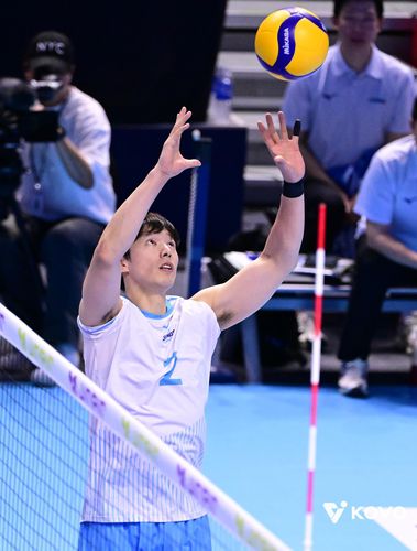토스하는 대한항공의 한선수[한국배구연맹 제공. 재판매 및 DB 금지]