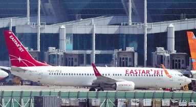 기업회생절차에 착수한 이스타항공이 이르면 6월부터 국내선 운항을 재개할 수 있을 것으로 보인다. 법정관리를 통해 자산가치가 낮아져 인수 협상이 진전을 보이고 있기 때문이다.