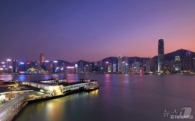 빅토리아 하버 야경 크루즈(홍콩관광청 제공)
